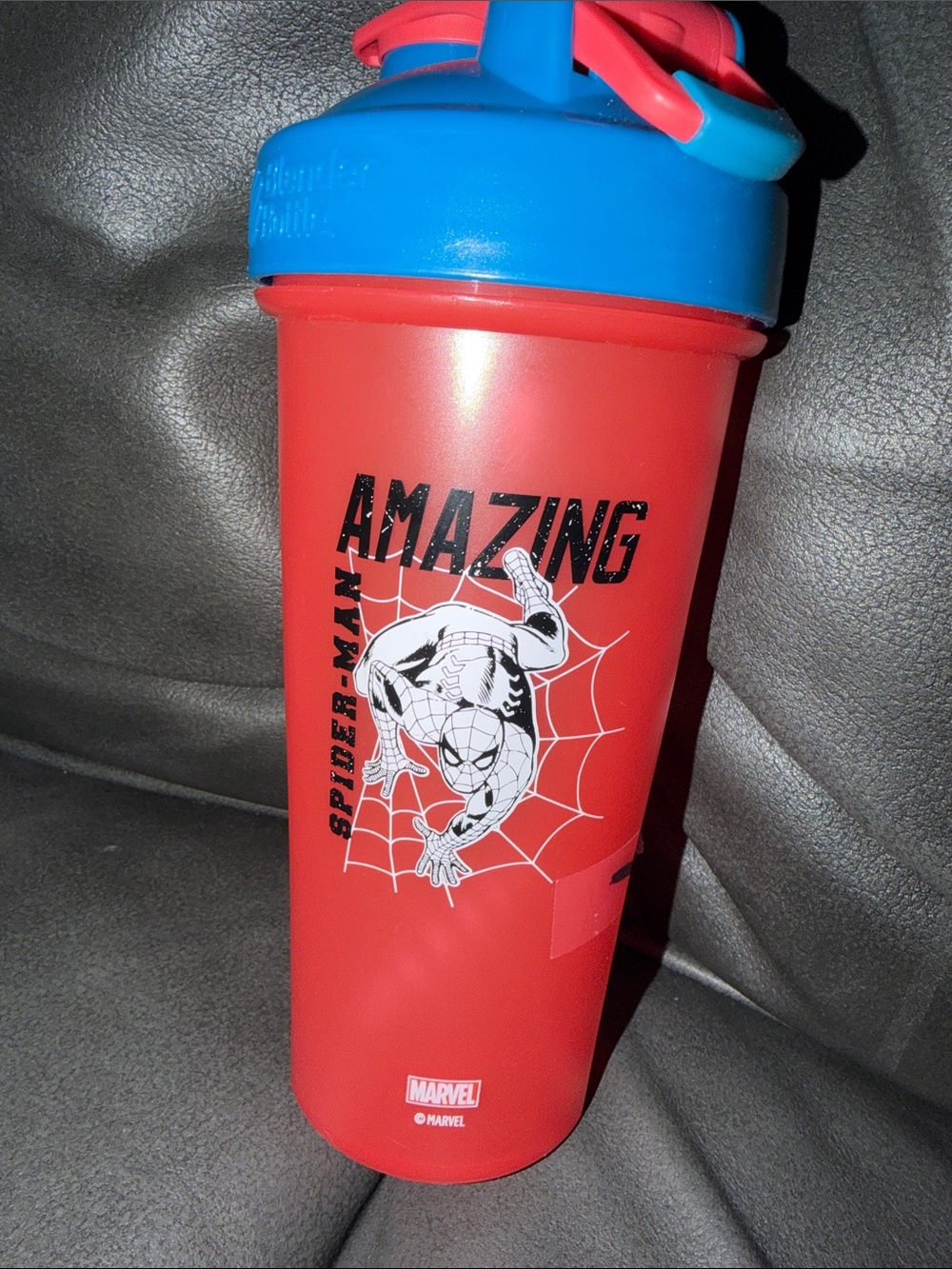 Marvel Spider-Man Red Shaker Bottle with Blue Lid work out avengers